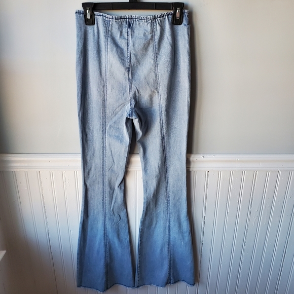 NWT Super High Rise Pull On Flare Bell Bottom Jeans Size M(7-9) - Picture 7 of 12